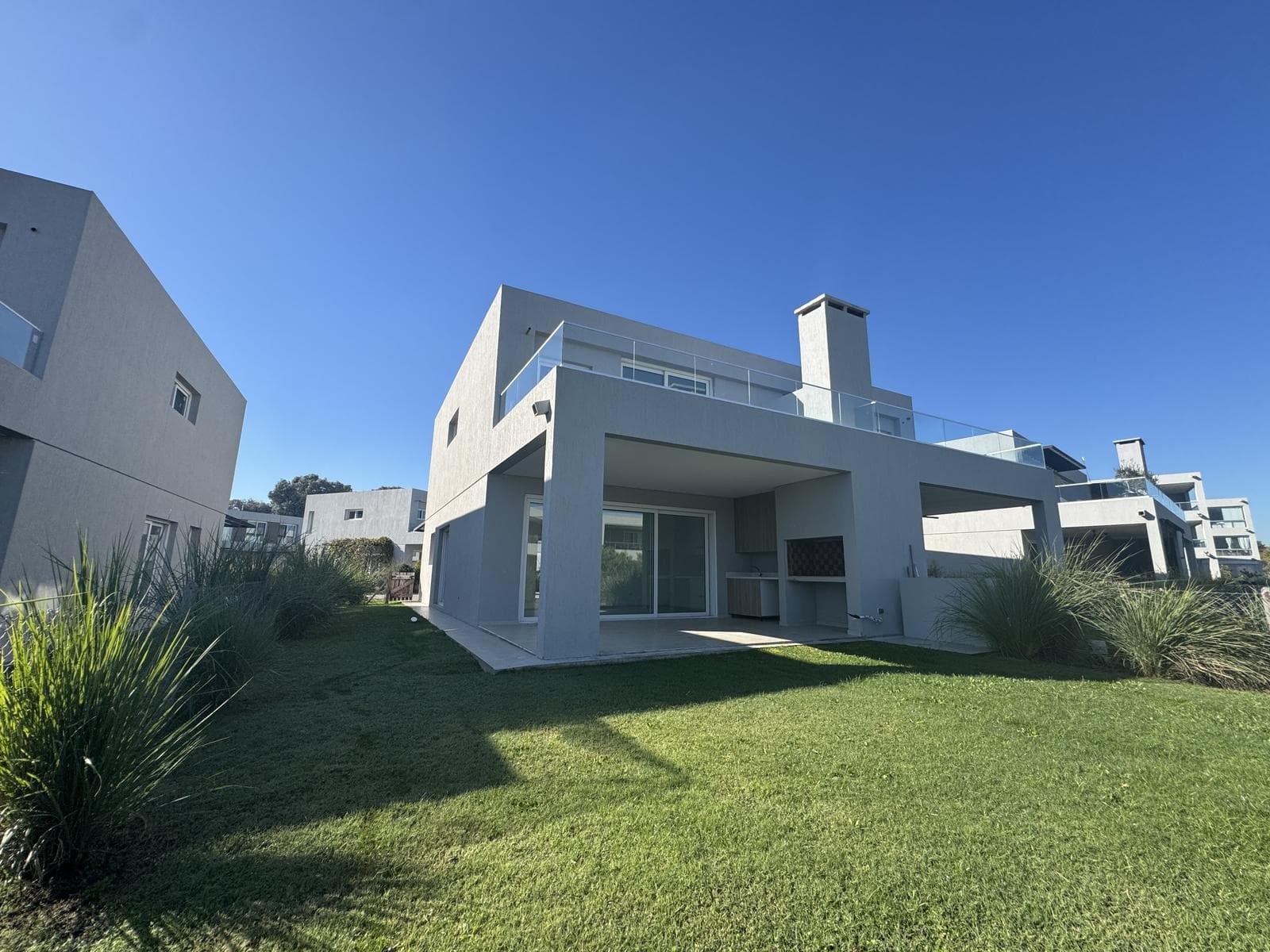 4-Room Apartment for Sale in Pilar
