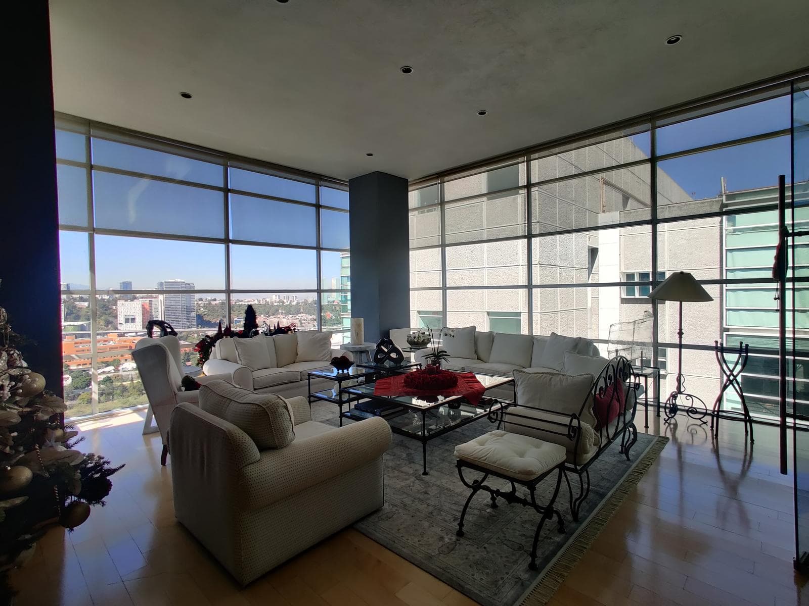 PENTHOUSE FOR SALE AT MIRAGE LA LOMA RESIDENCE
