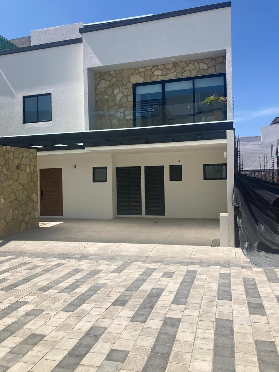 House for Sale on 16 de Septiembre, Metepec