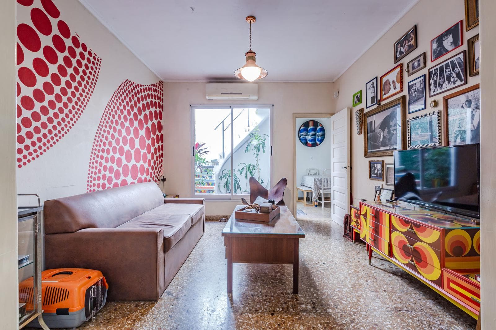 FOR SALE - 3-bedroom house with a hallway. Downtown, Rosario.