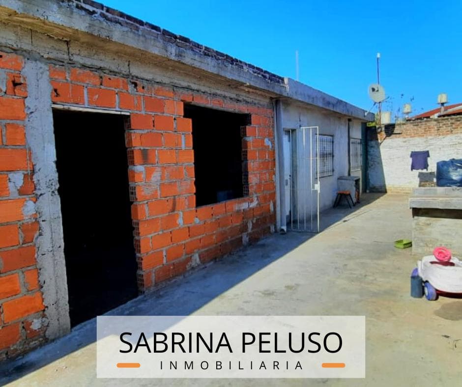 House for Sale in Gonzalez Catan
