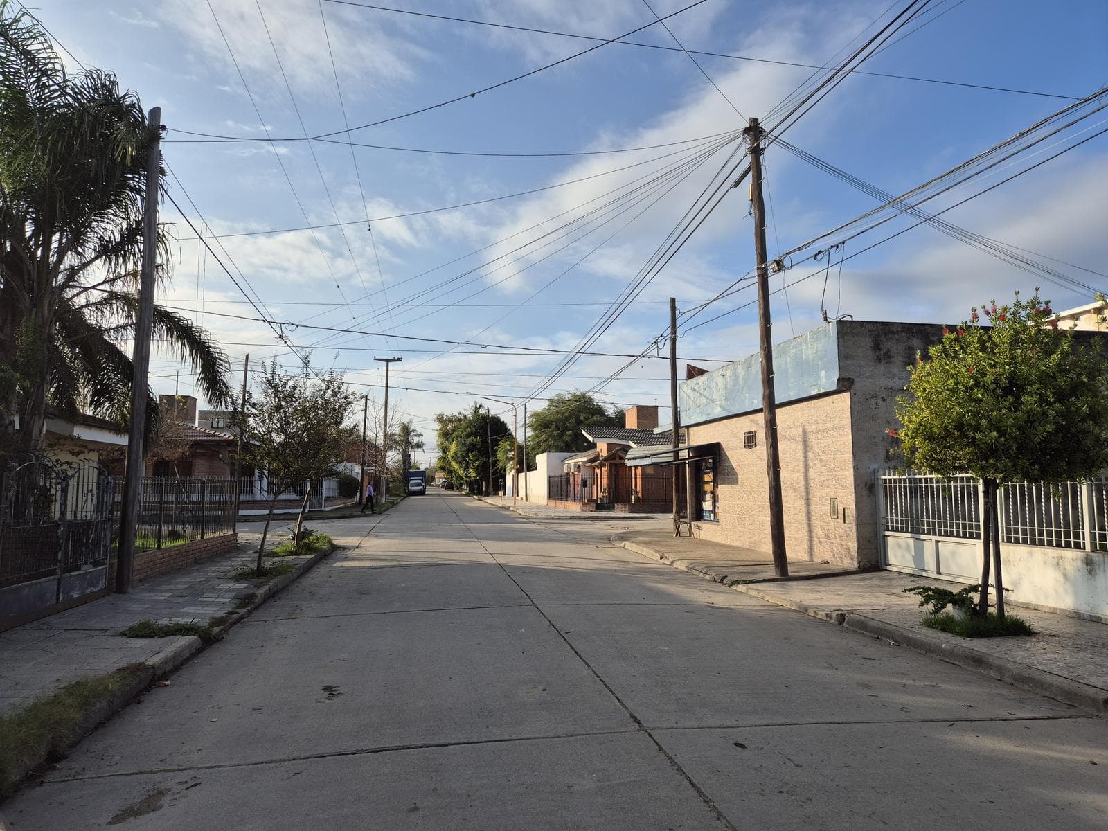 LOT FOR SALE - CAFFERATA NEIGHBORHOOD - PERFECT DUPLEX