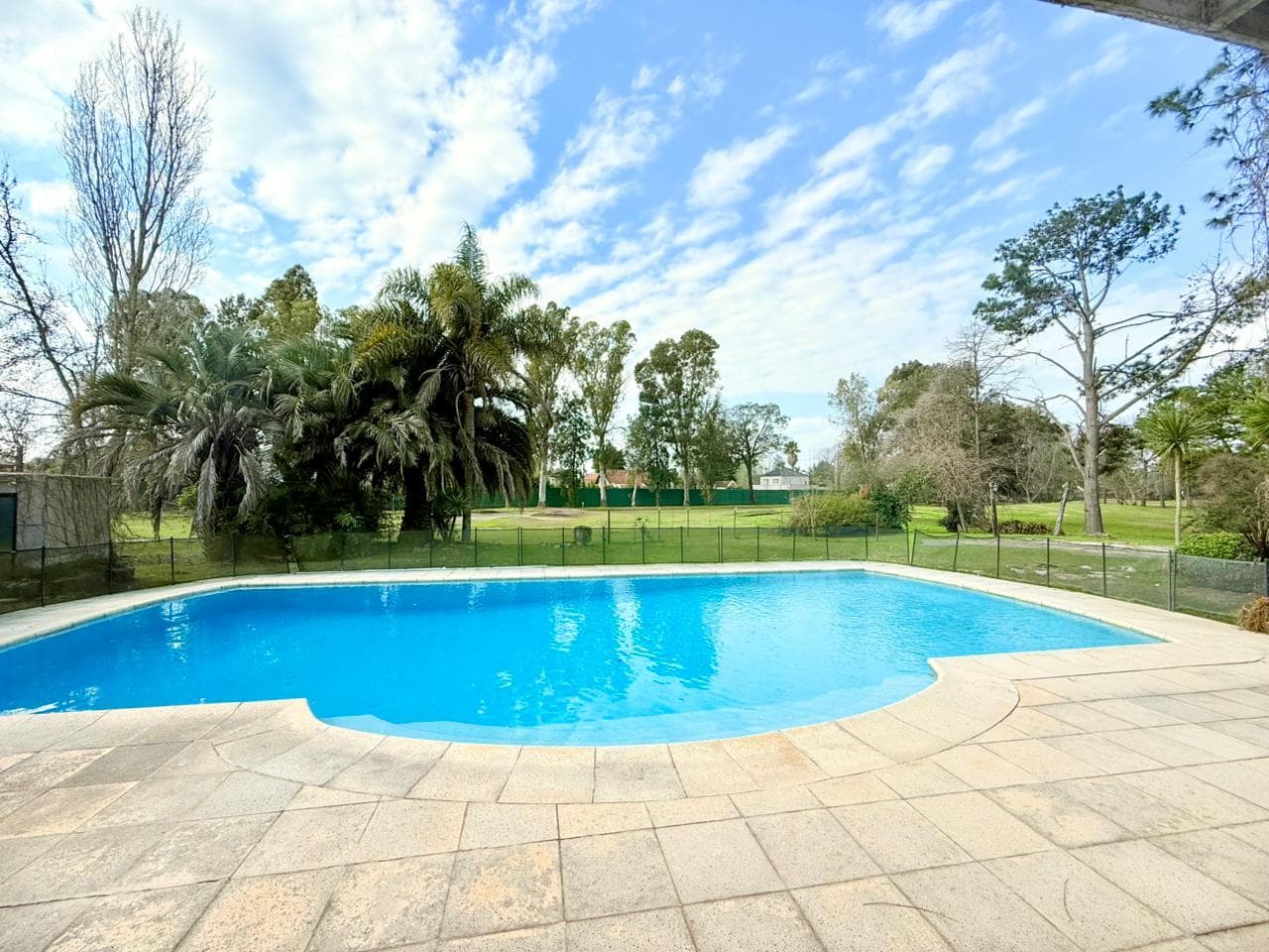 CANNING: House for Sale in North Saint Thomas, 6 Rooms
