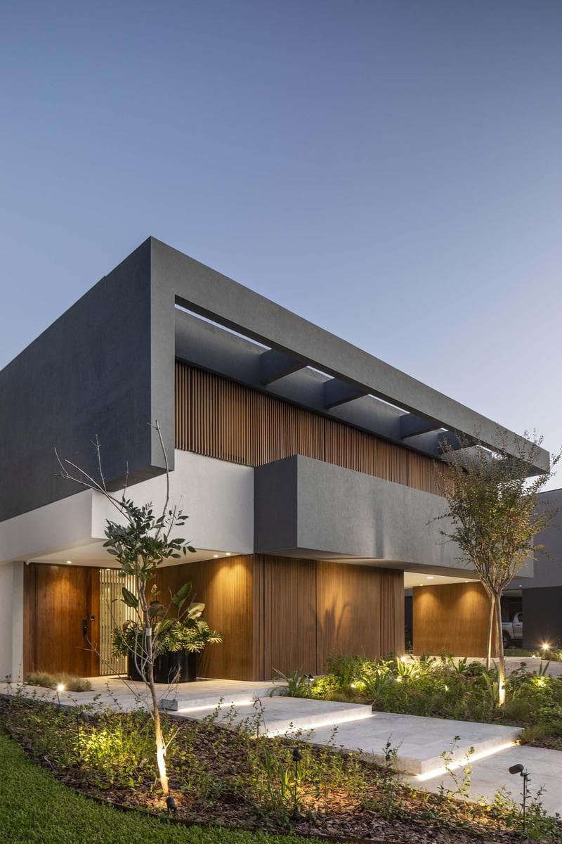 House for sale, 9 rooms, in the Terralagos Canning neighborhood—an exclusive beachfront neighborhood with lagoon views