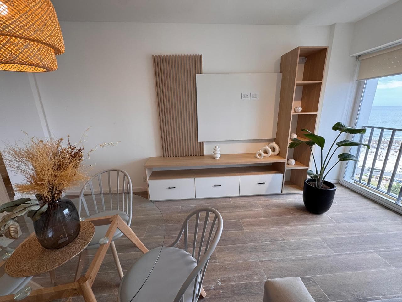 Apartment in Downtown