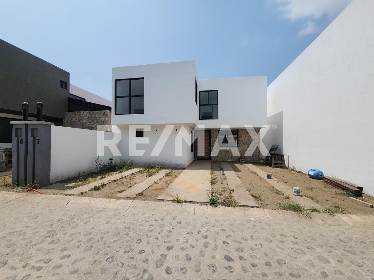 House for Sale in Morelos, Tlayacapan