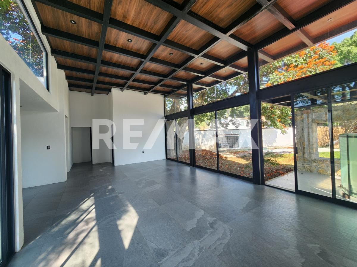 House for Sale in Morelos, Tlayacapan