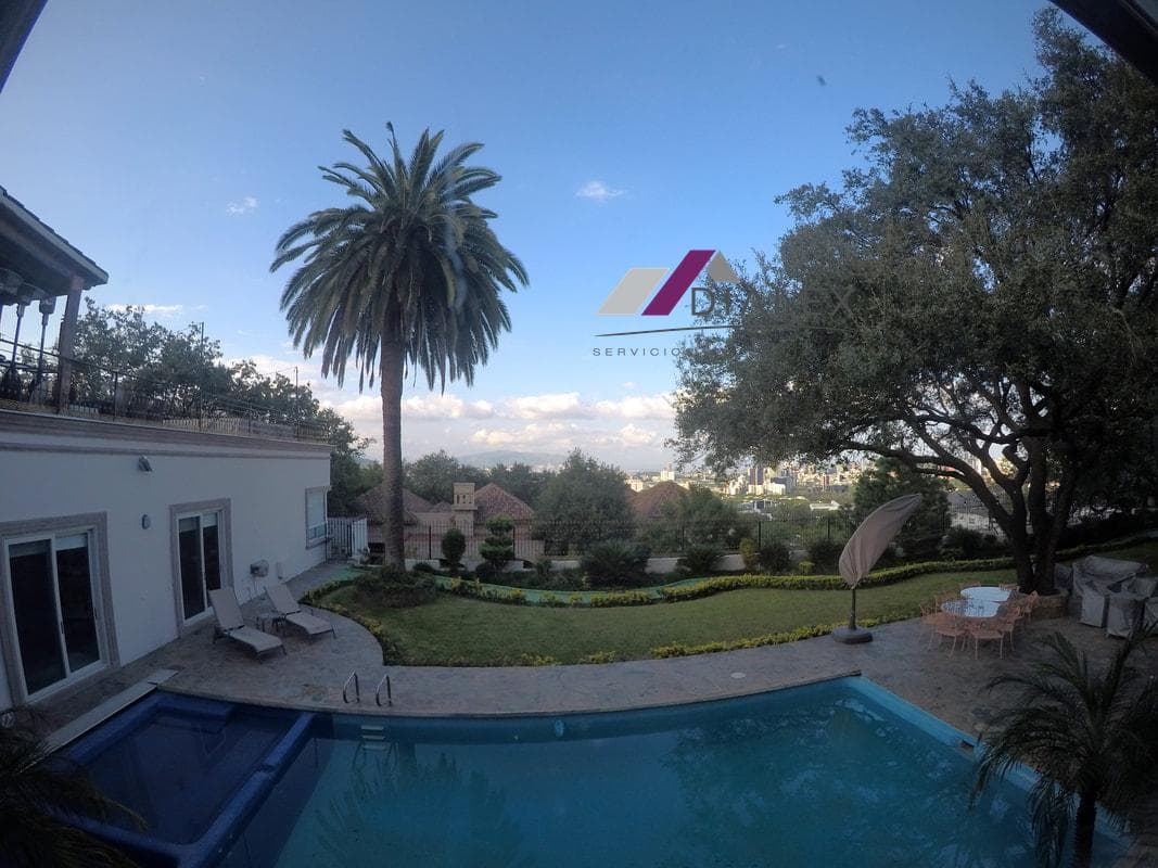 2,103 m² Residence FOR SALE, Valle de San Ángel in San Pedro Garza García, Nuevo León