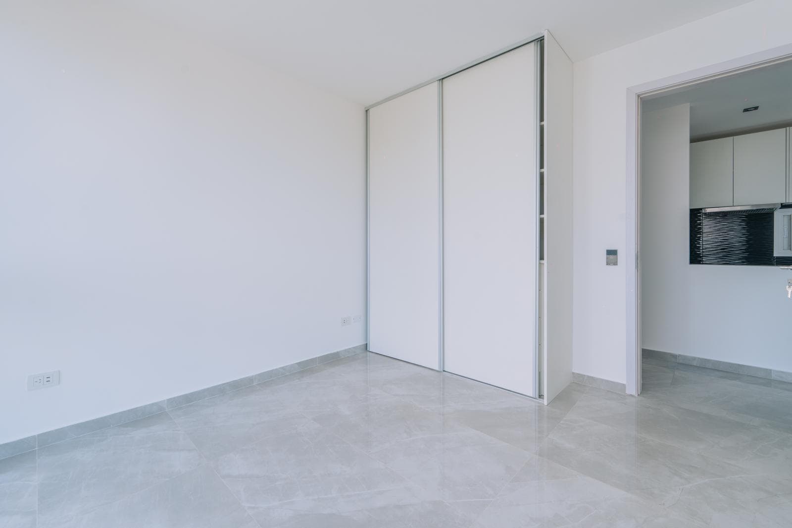 Brand-New 2-Room Apartment - WE LIVE - Puerto de Olivos