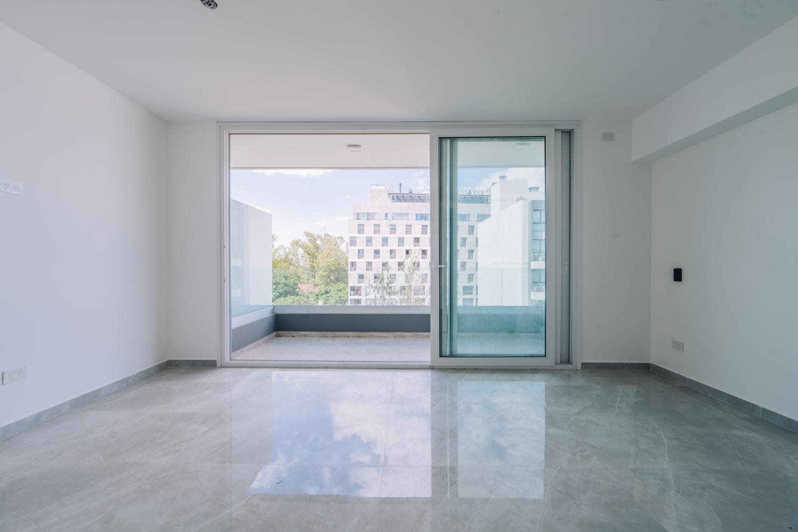 Brand-New 2-Room Apartment - WE LIVE - Puerto de Olivos