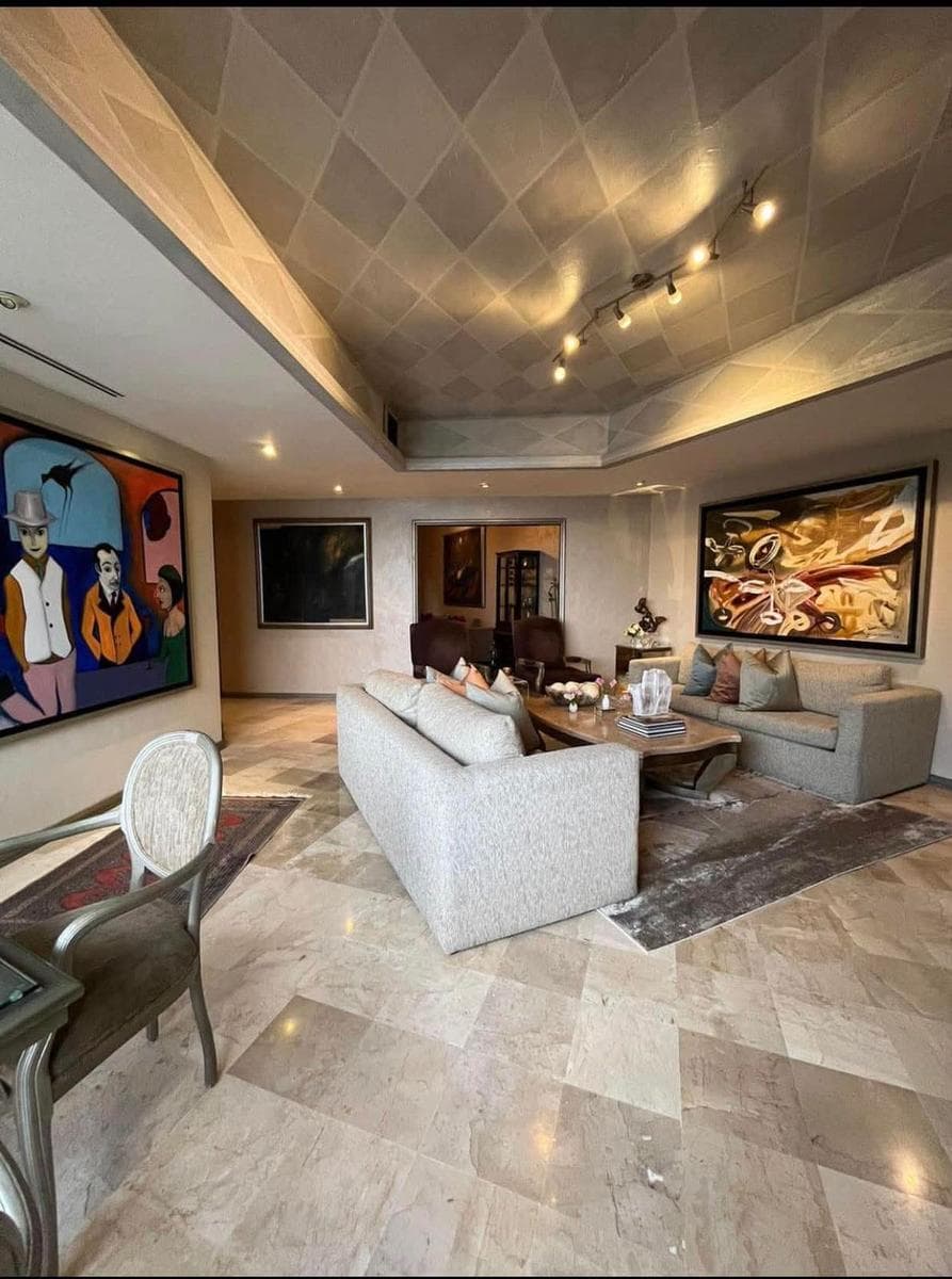 LUXURY HOME FOR SALE IN BALCONES DEL VALLE SPGG