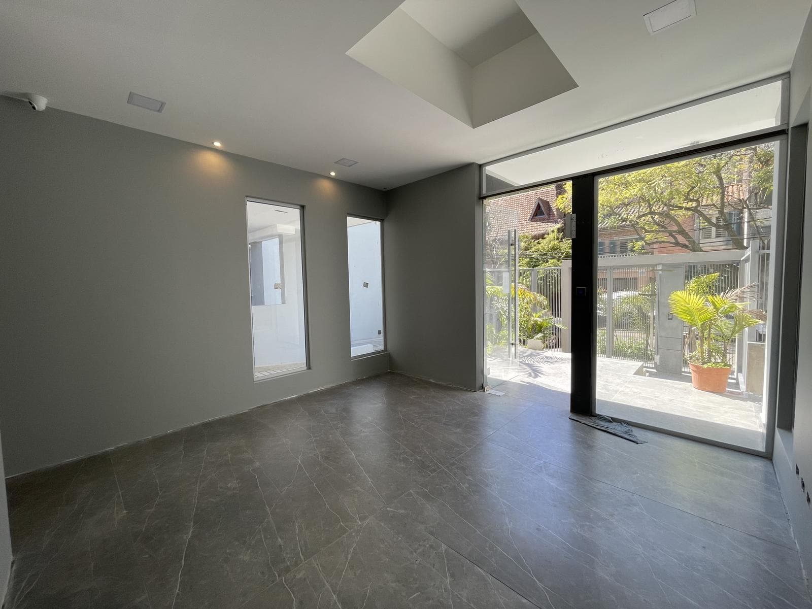 Brand-New 2-Room Apartment with Garage - WE LIVE, Olivos