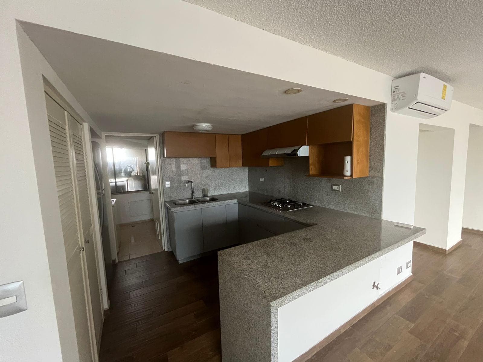 APARTMENT FOR RENT IN FUENTES DEL VALLE SPGG