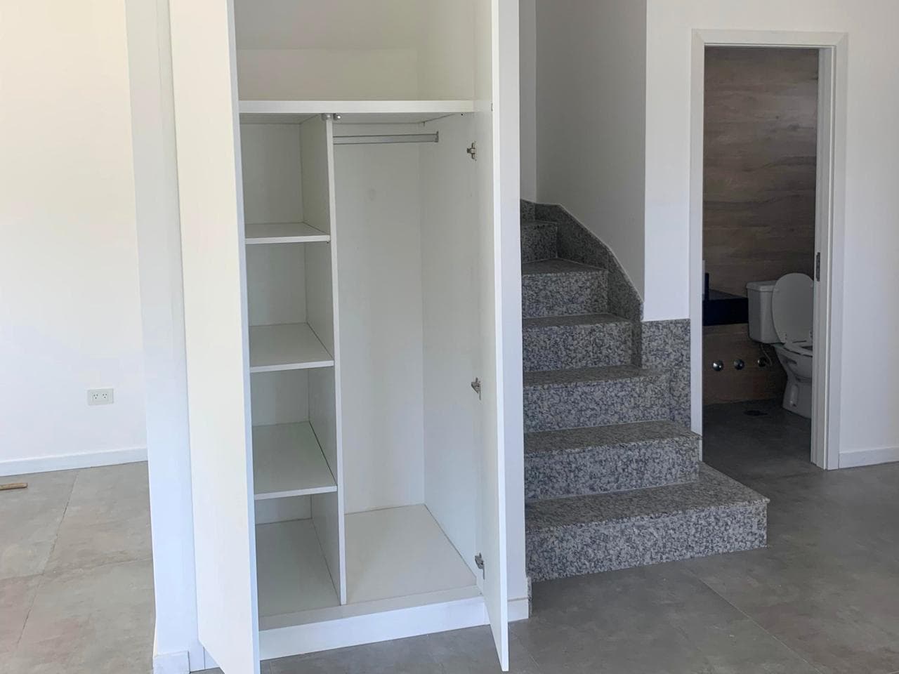 4-Room Apartment for Sale in Pilar