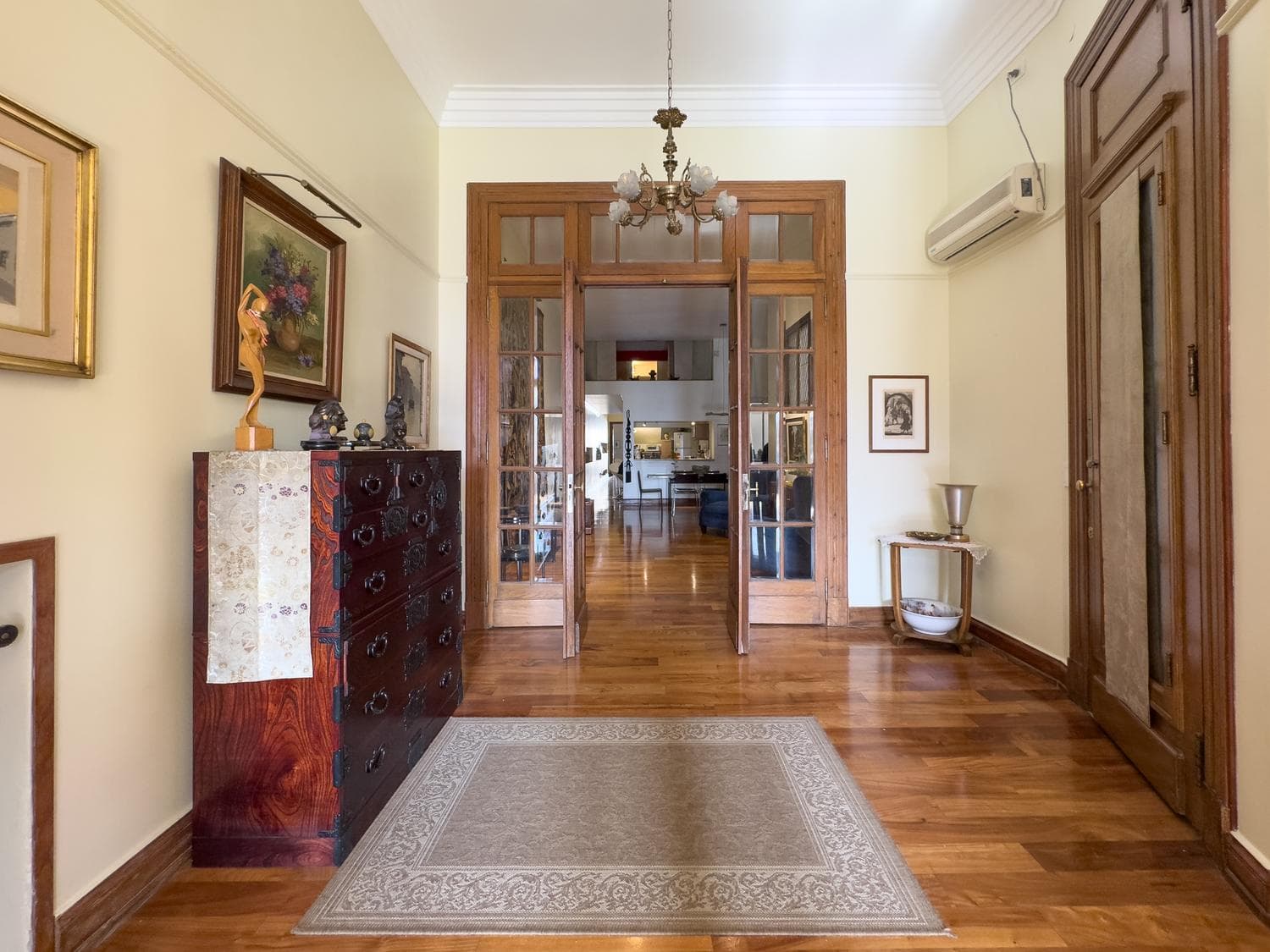 5-room apartment for sale in Congreso—brand new, with a view of the plaza