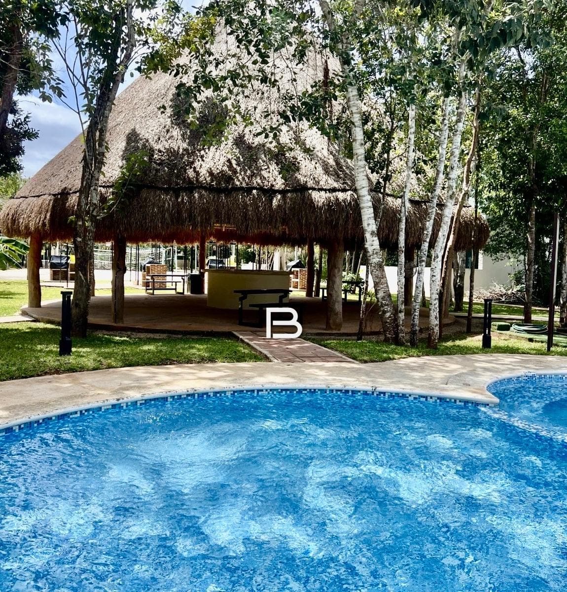 Hana Ni Development, Lirio Apartment for Sale