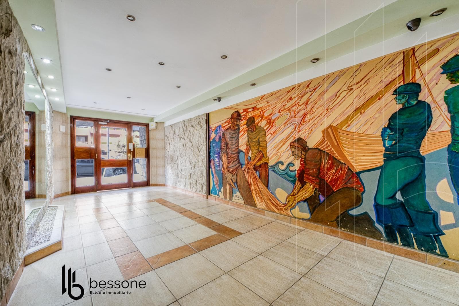3-Bedroom Apartment for Sale in La Perla with Grill and Terrace—Mortgage Available