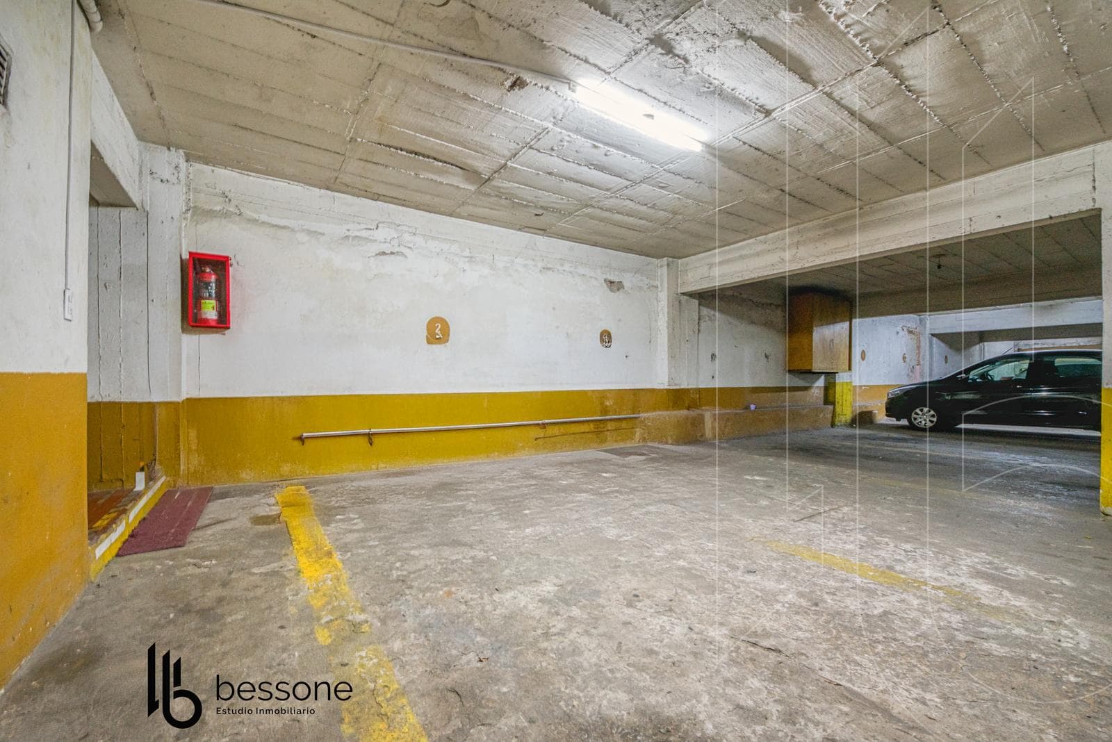 3-Bedroom Apartment for Sale in La Perla with Grill and Terrace—Mortgage Available