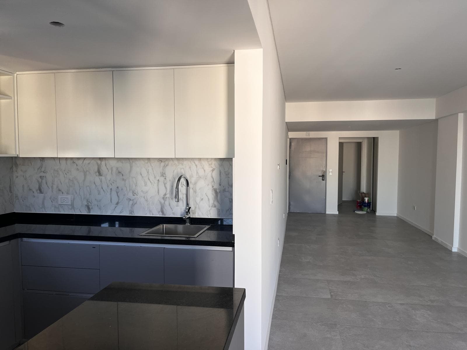 FOR SALE: 4-Room Apartment, 1,300 Laprida, Recoleta, with Balcony and Terrace - Brand-New