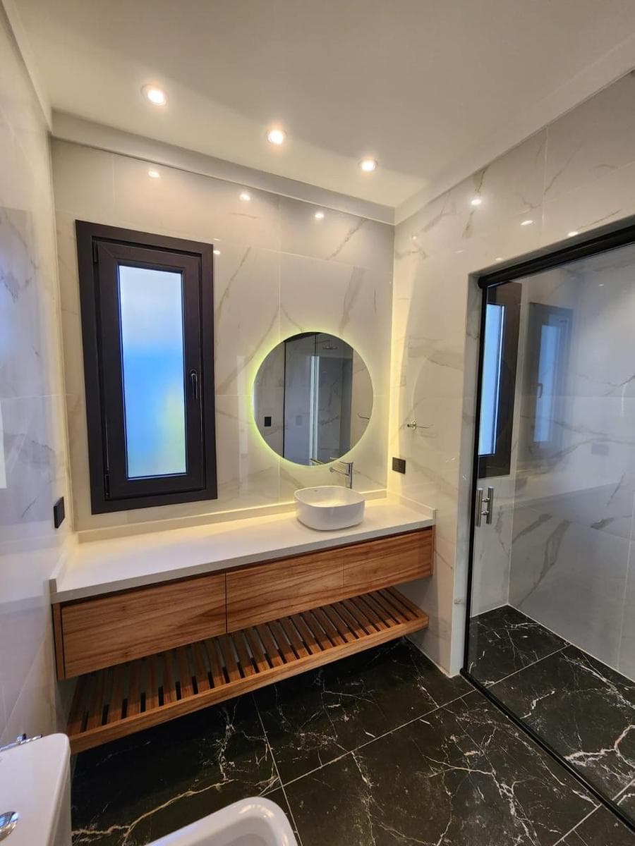 5-Room House for Sale in the Cruz del Sur Neighborhood of San Vicente