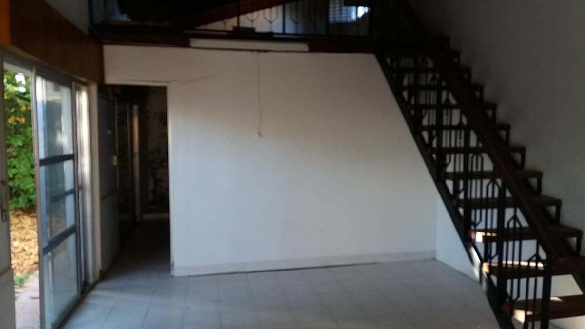 House for Sale: 5-room home in downtown Colón (ER)