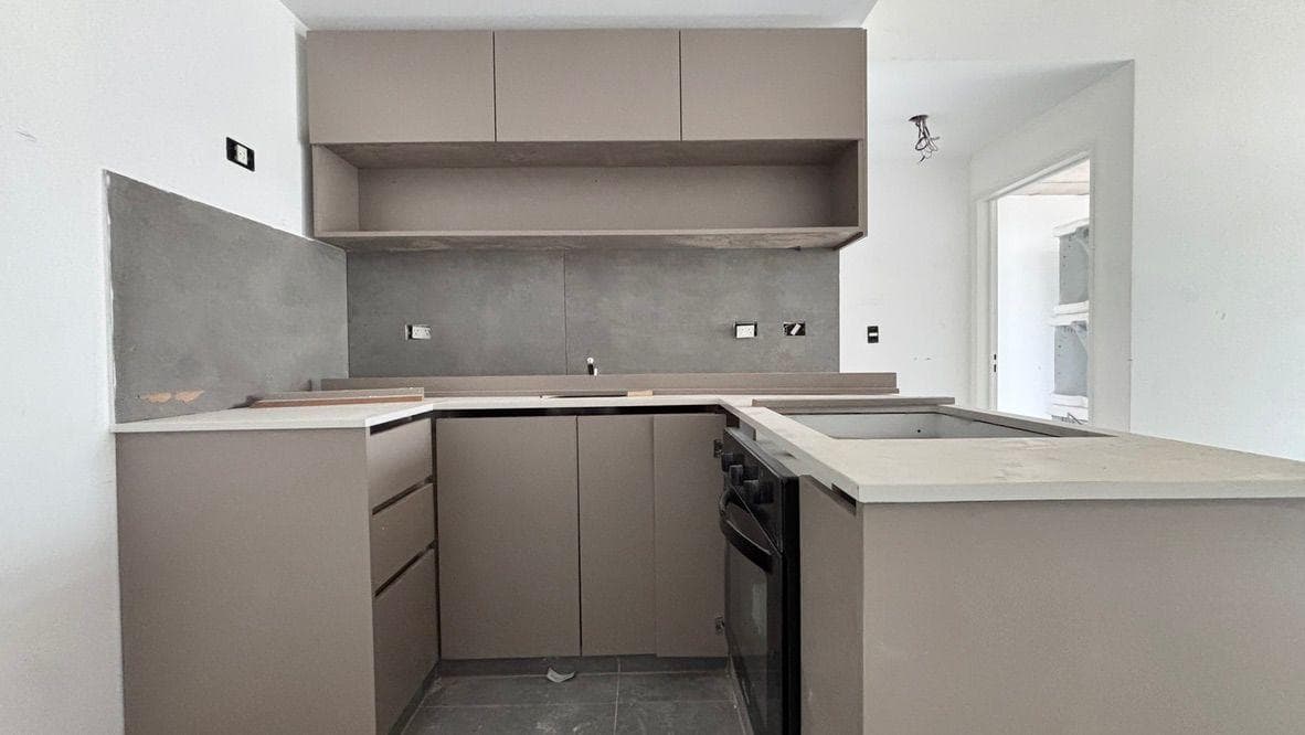 URBAN FOREST 2-ROOM APARTMENT ON THE GROUND FLOOR WITH GARDEN/PATIO