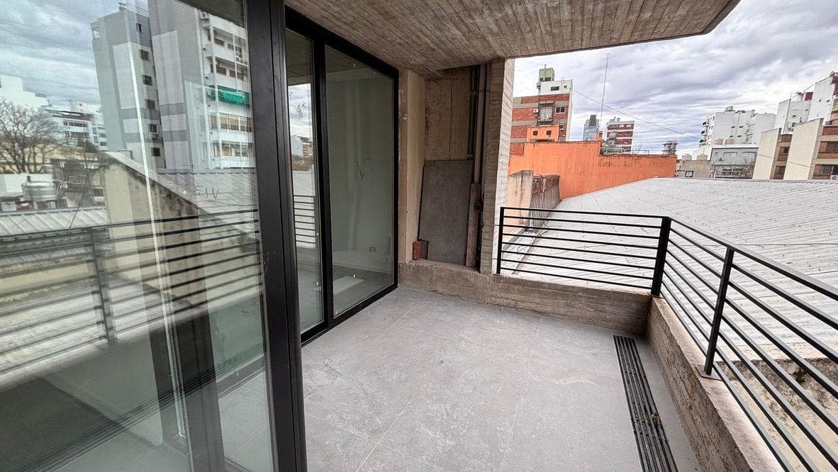 2-room apartment for sale with a balcony in Nuñez, brand-new