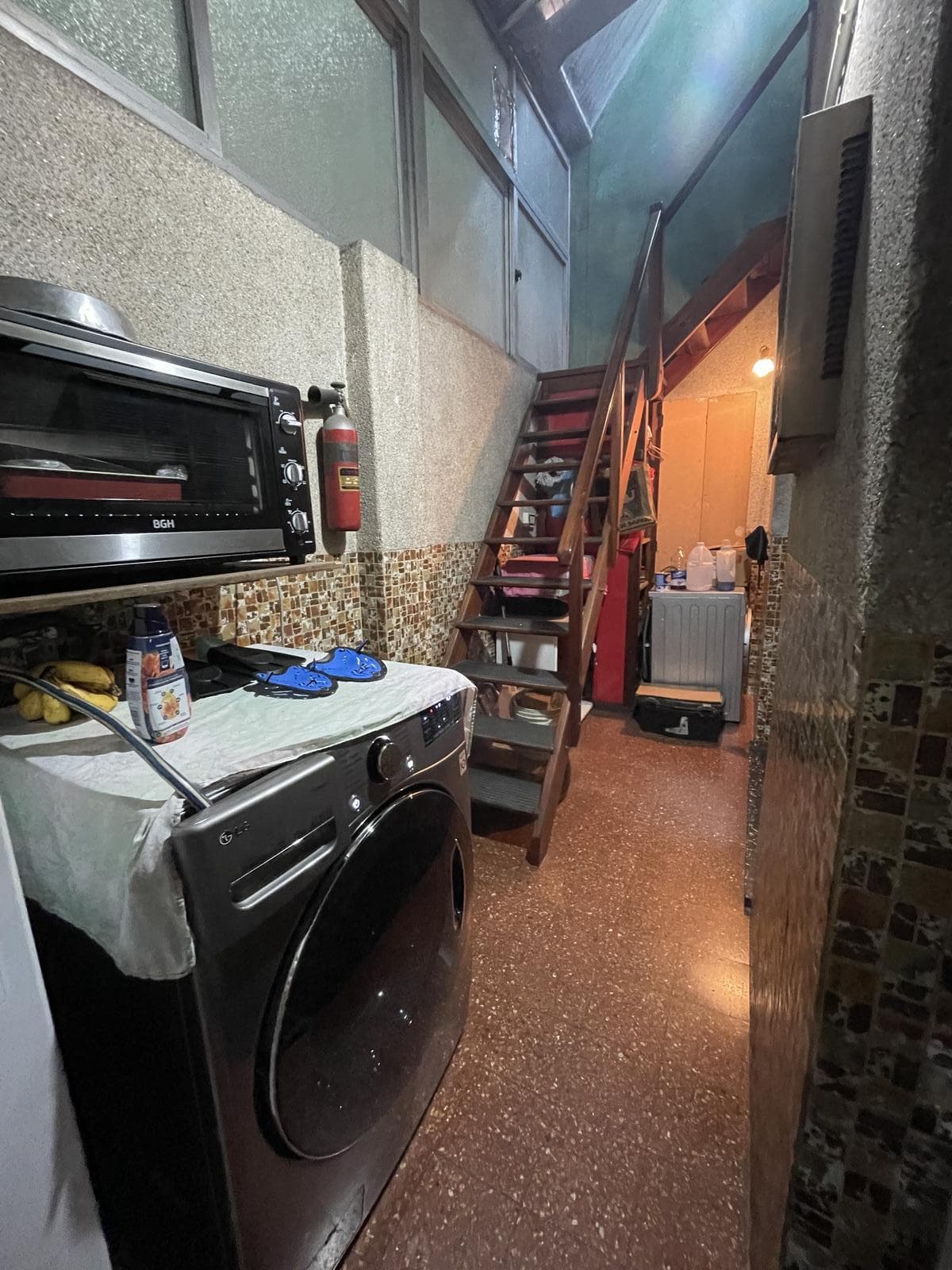 PH: 3-room apartment with a terrace and barbecue.