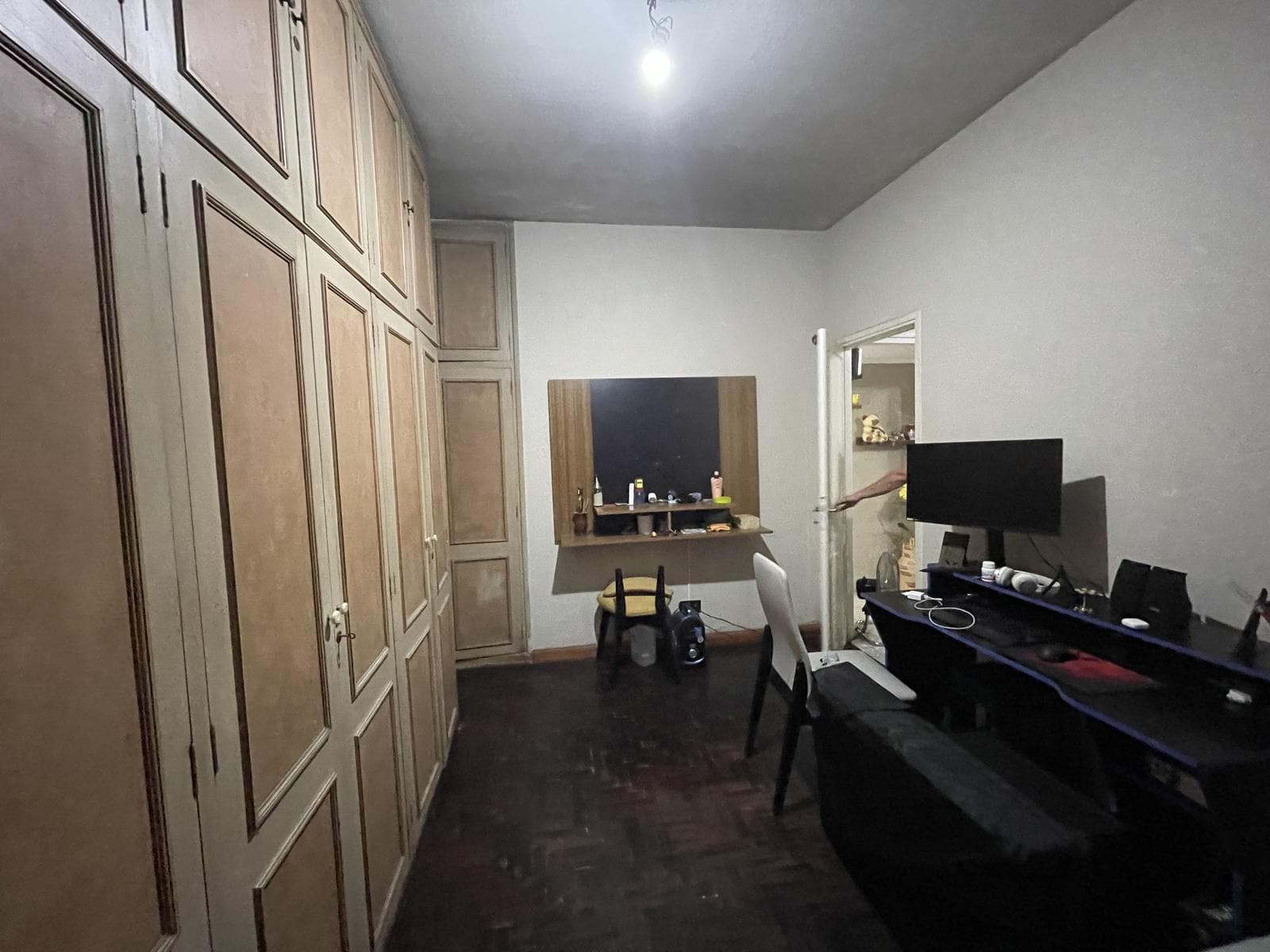 PH: 3-room apartment with a terrace and barbecue.