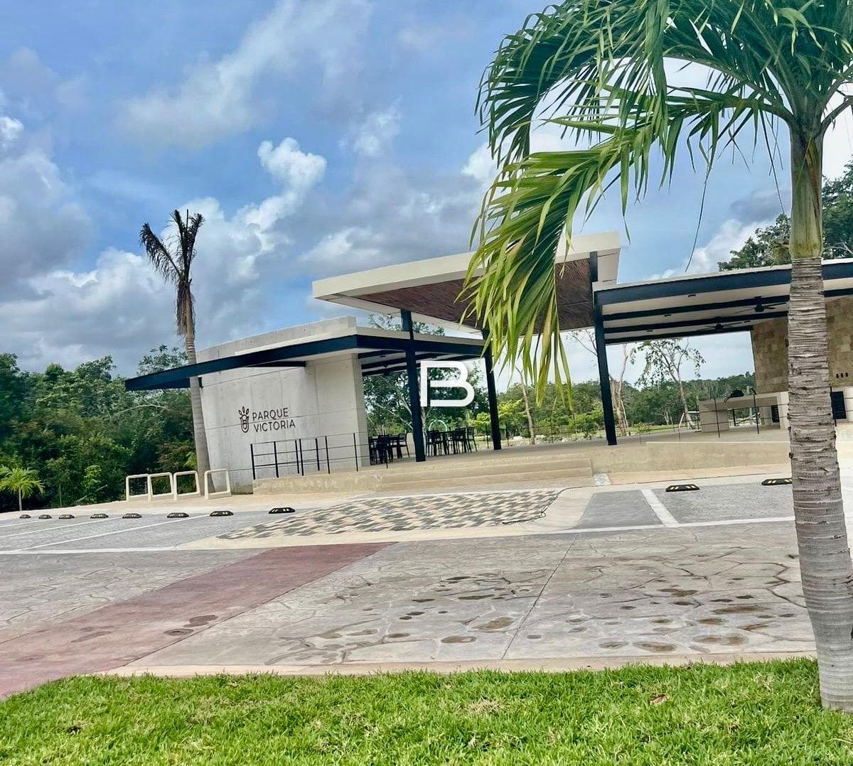 BARGAIN PRICE: Corner Lot for Sale in the Lausana Residential Complex, Cancún