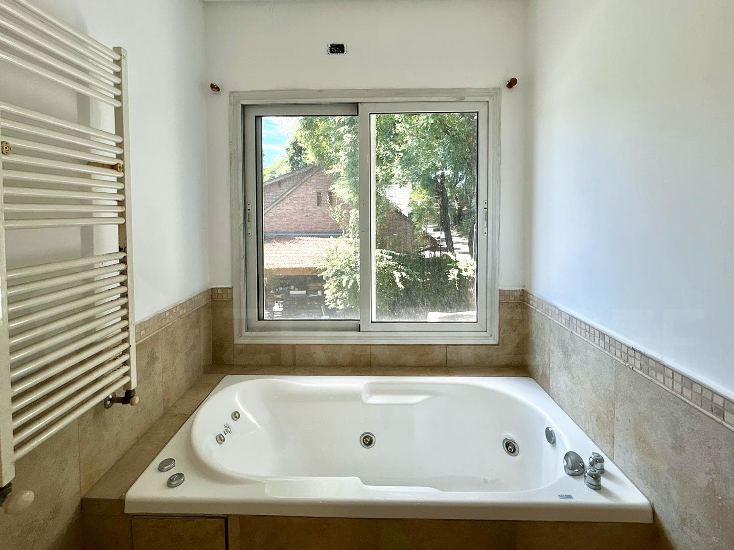 French-Style House for Sale in Acassuso