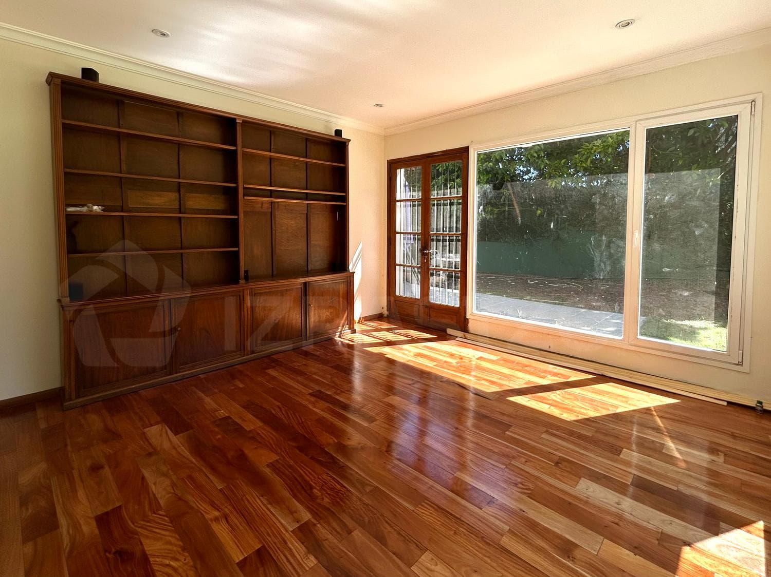 French-Style House for Sale in Acassuso