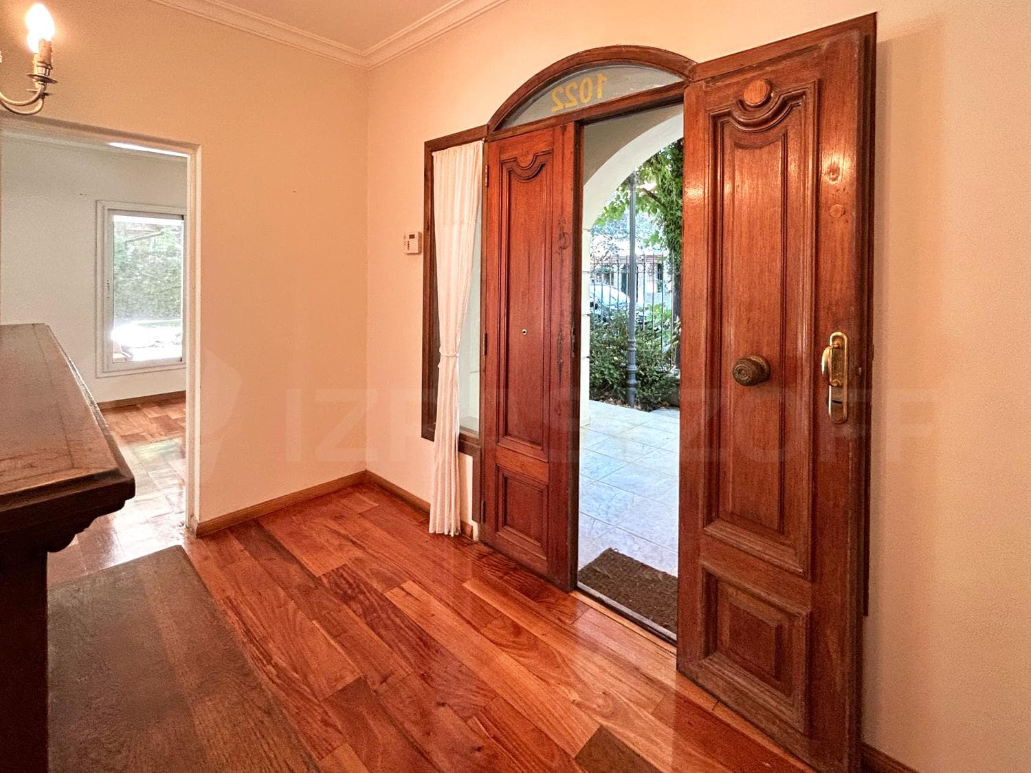 French-Style House for Sale in Acassuso