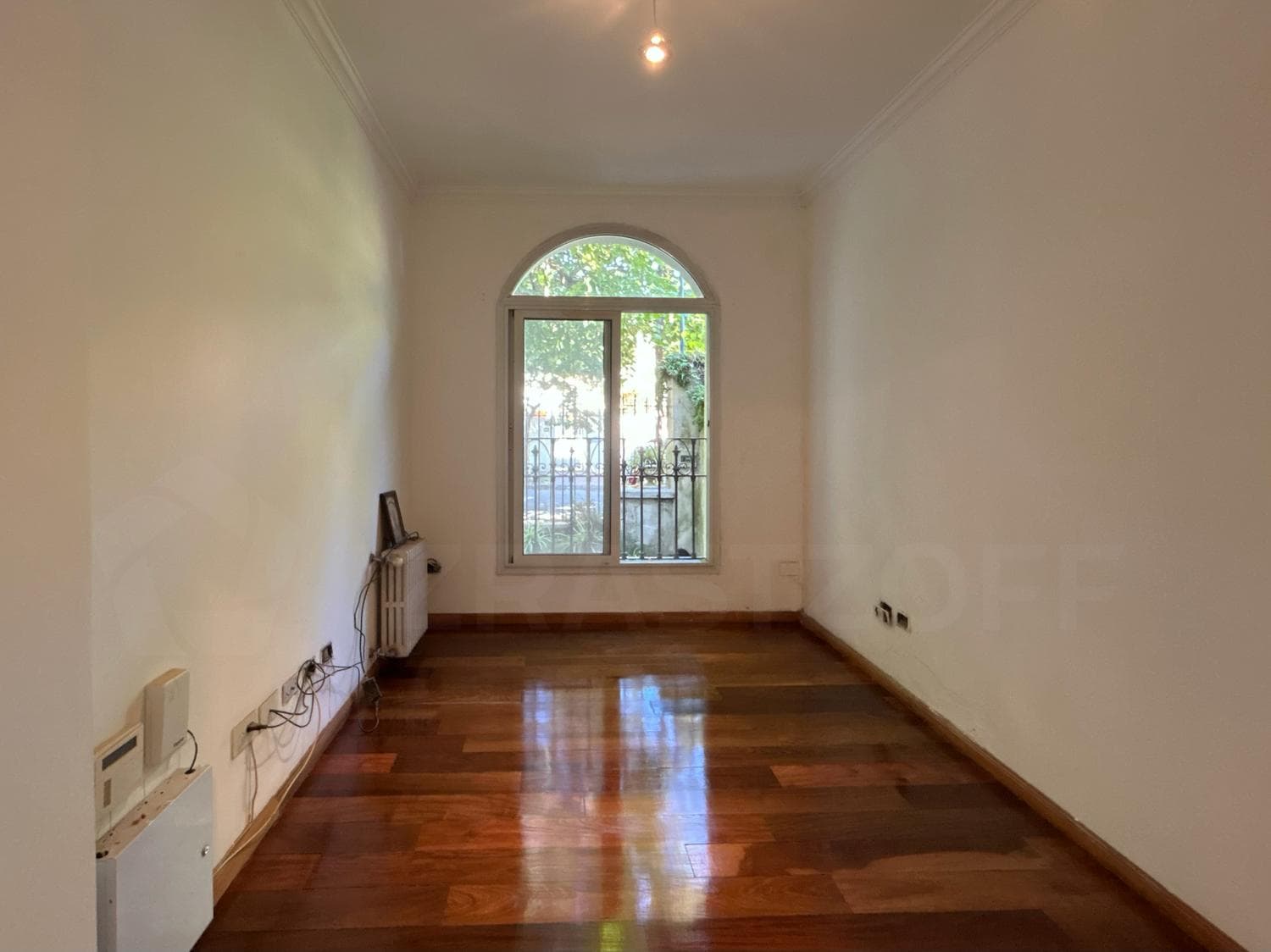 French-Style House for Sale in Acassuso