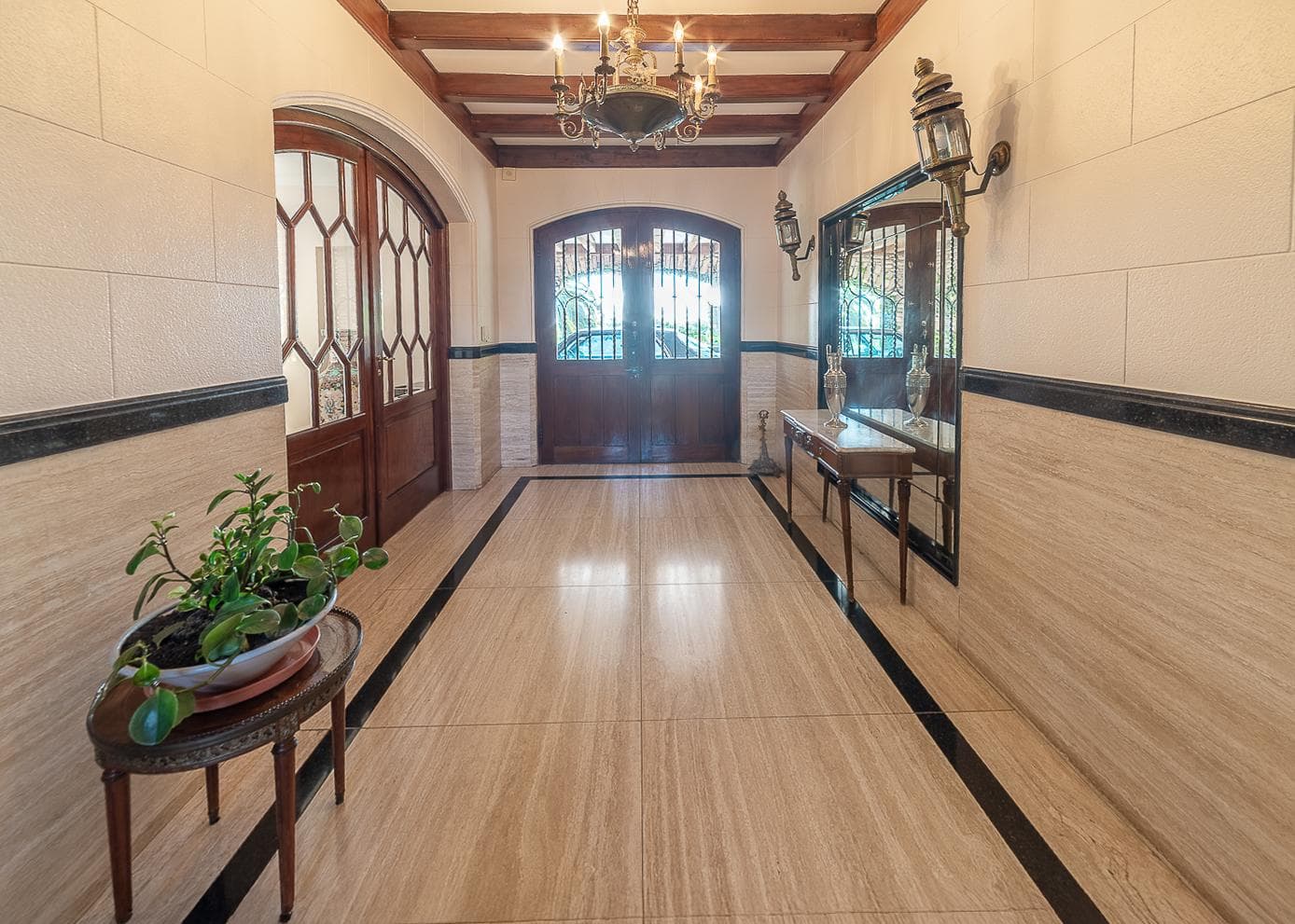 11-room house for sale in San Isidro