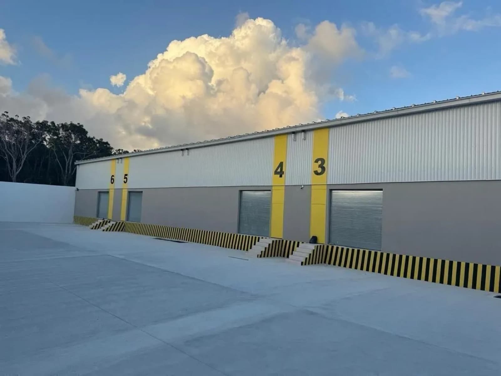 Warehouse - Tulum