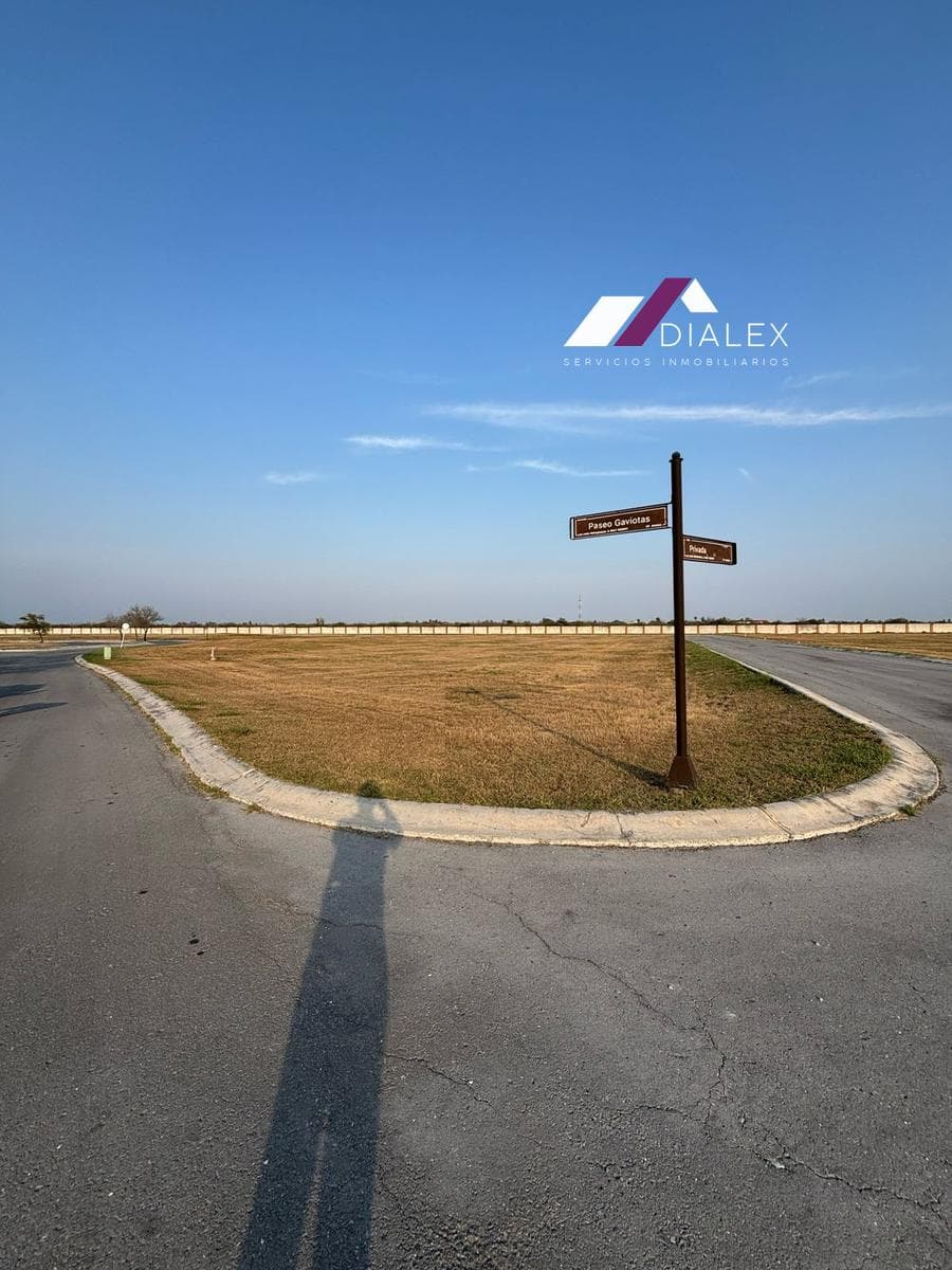 FOR SALE: 959 m2 lot in LAS AVES RESIDENCIAL