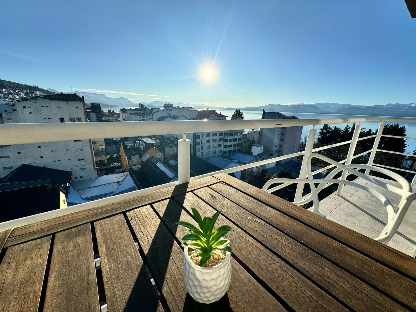 Fully Furnished Vacation Apartment with Lake View - Mitre, Bariloche