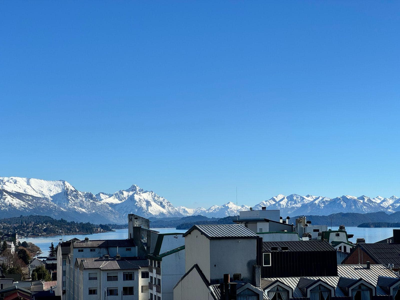 Fully Furnished Vacation Apartment with Lake View - Mitre, Bariloche