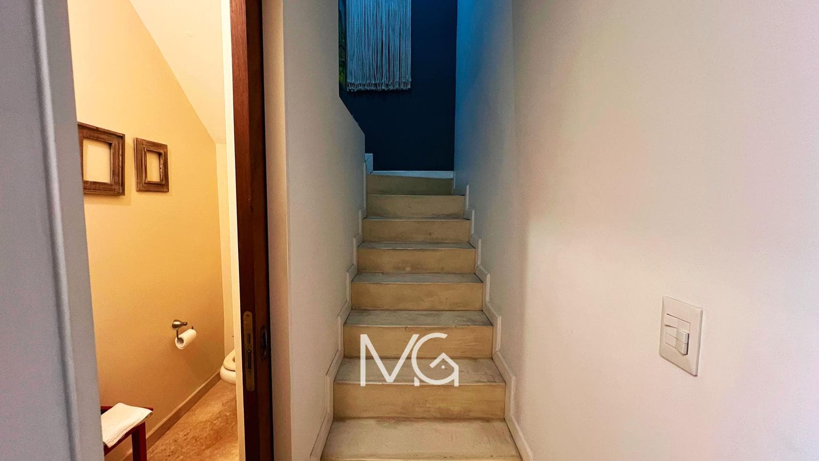 House for Sale with a Garden in Adrogue