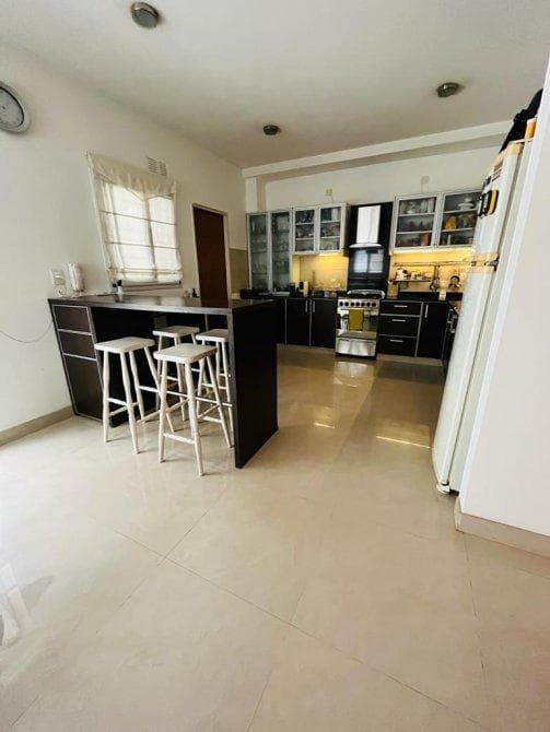 House for Sale with a Garden in Adrogue