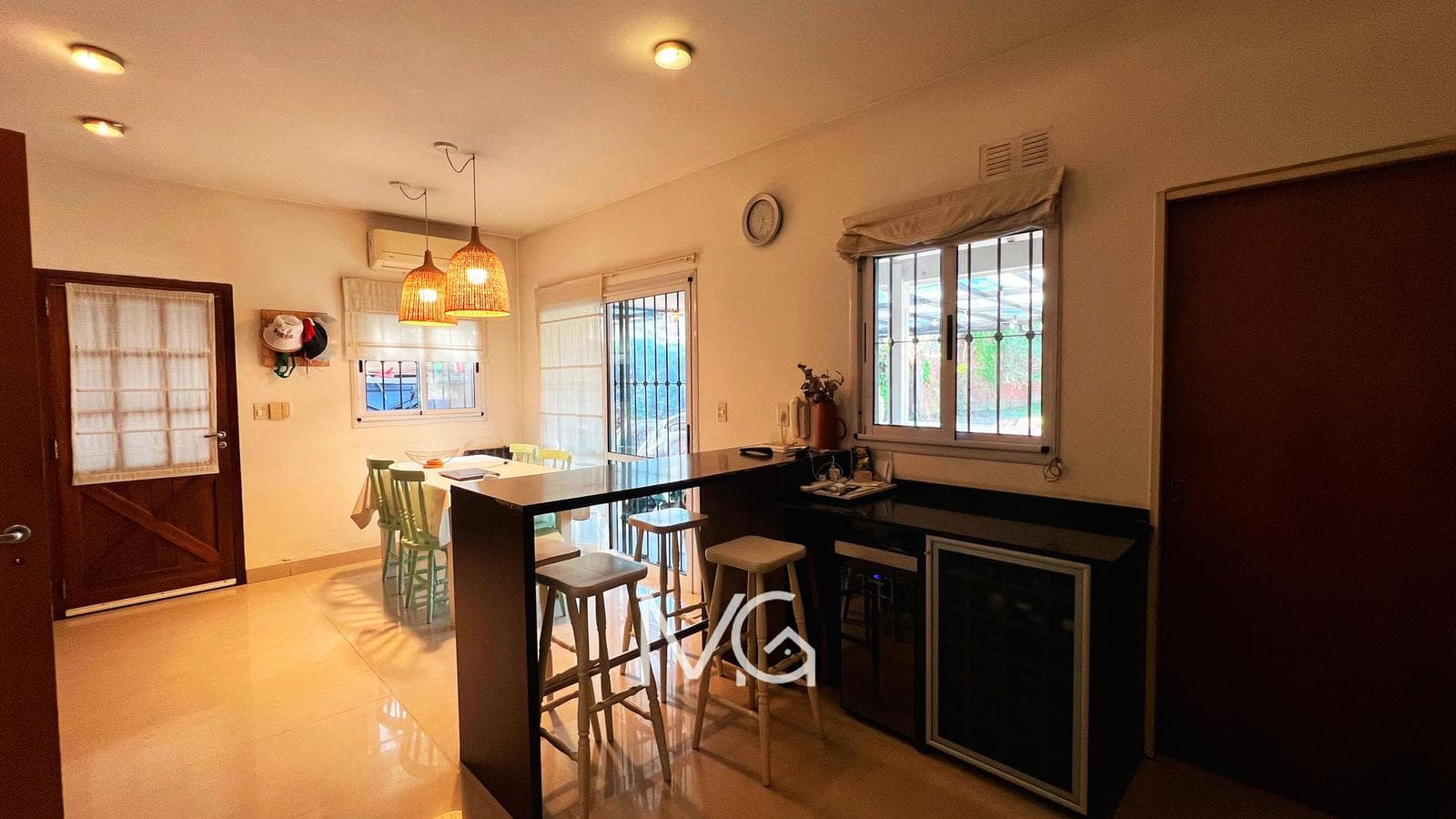 House for Sale with a Garden in Adrogue