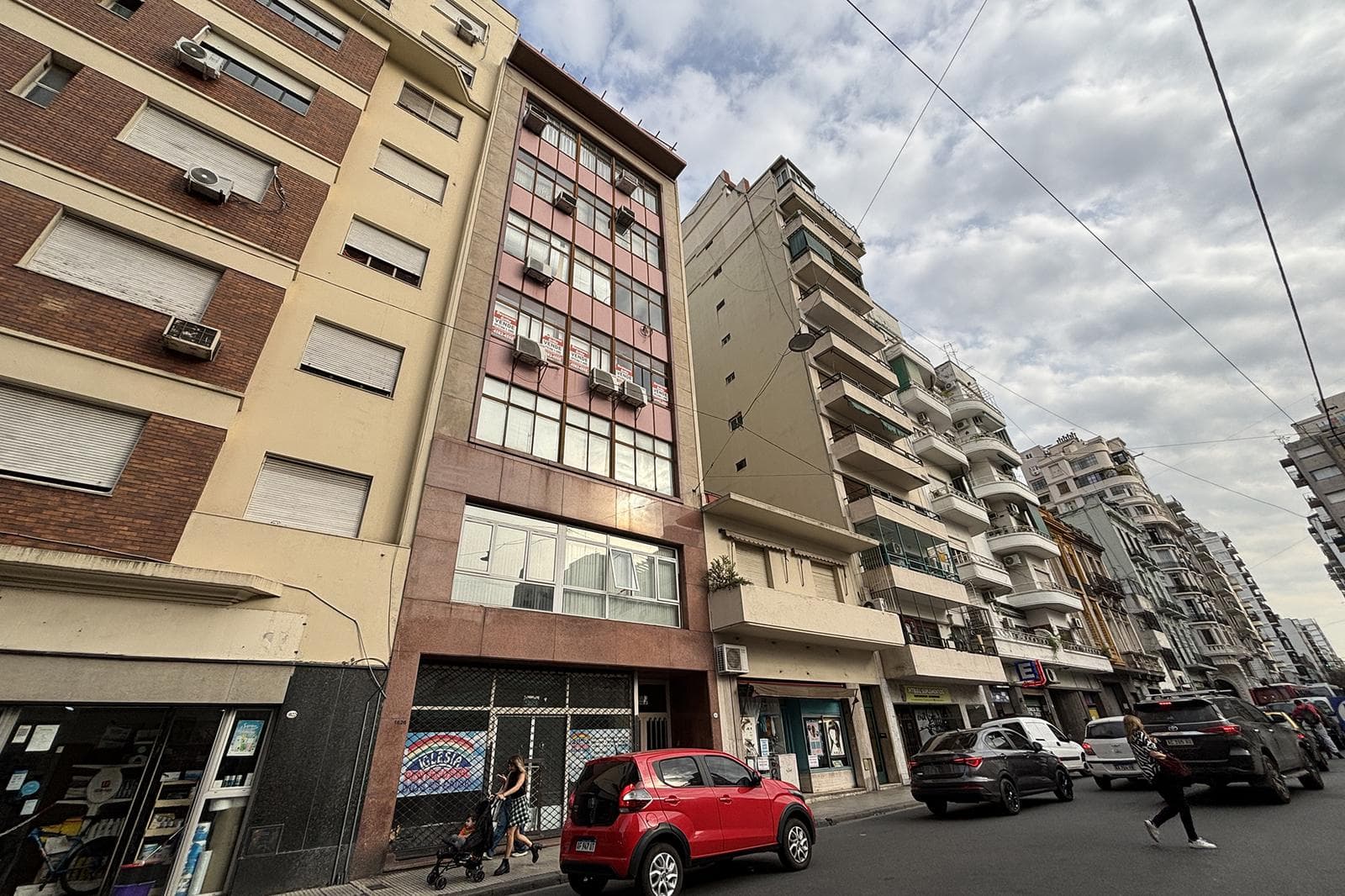 OFFICE FOR SALE: 82 M² - 3 OFFICES - MEETING ROOM - MONSERRAT - FURNISHED