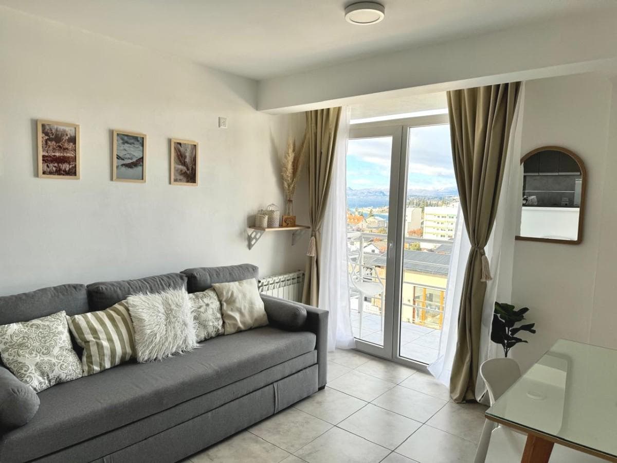 Tourist Apartment with a View - Mitre, Bariloche
