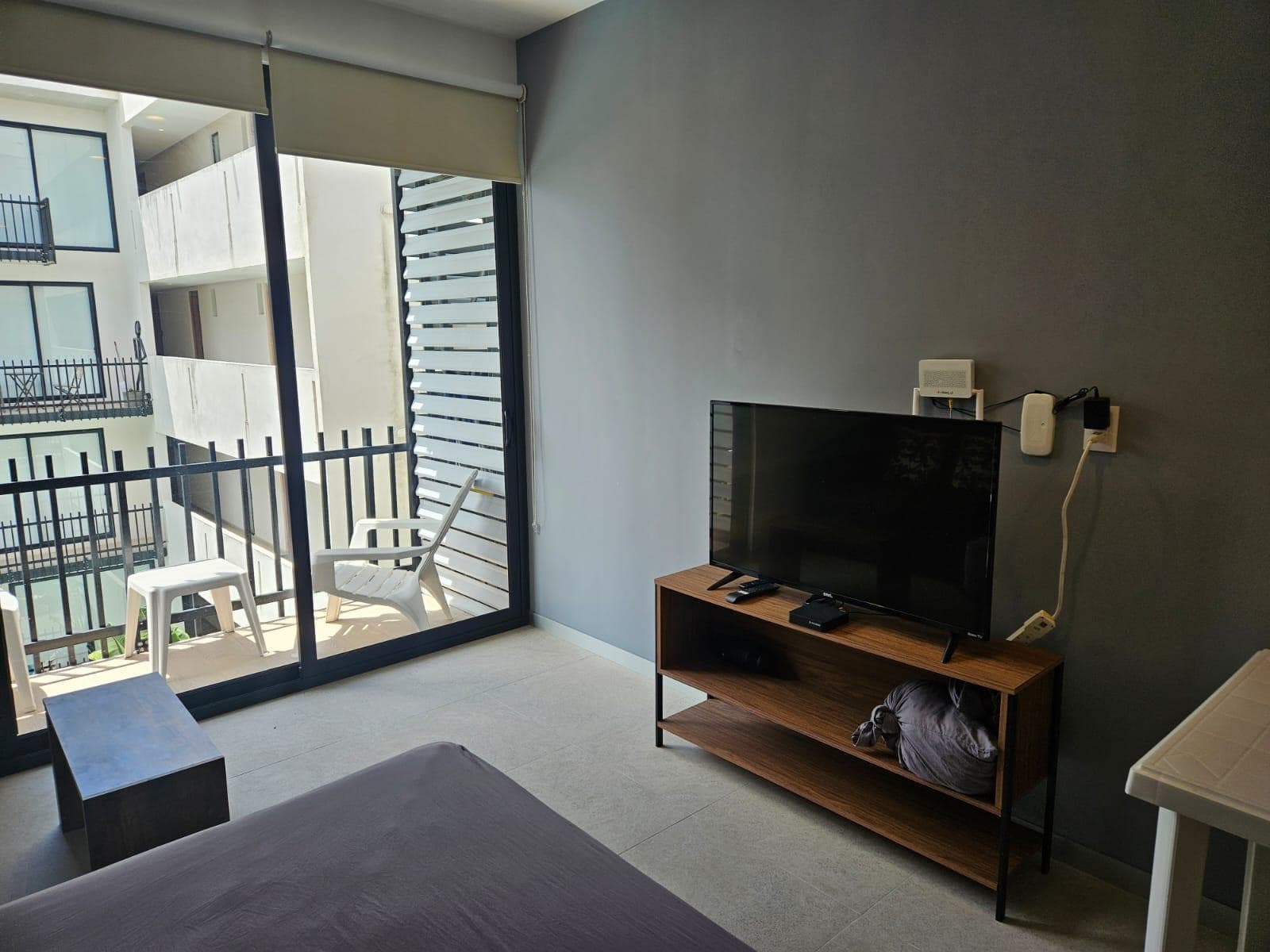 Furnished studio for rent on 38th Street