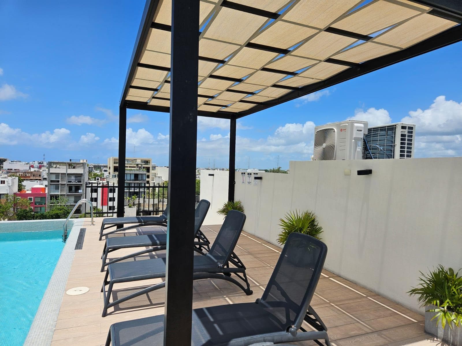 Furnished studio for rent on 38th Street