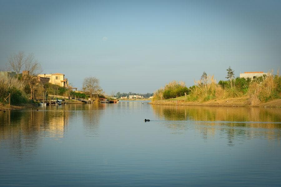 House for Sale with a Panoramic View of the Lagoon - Santa Clara, Villanueva