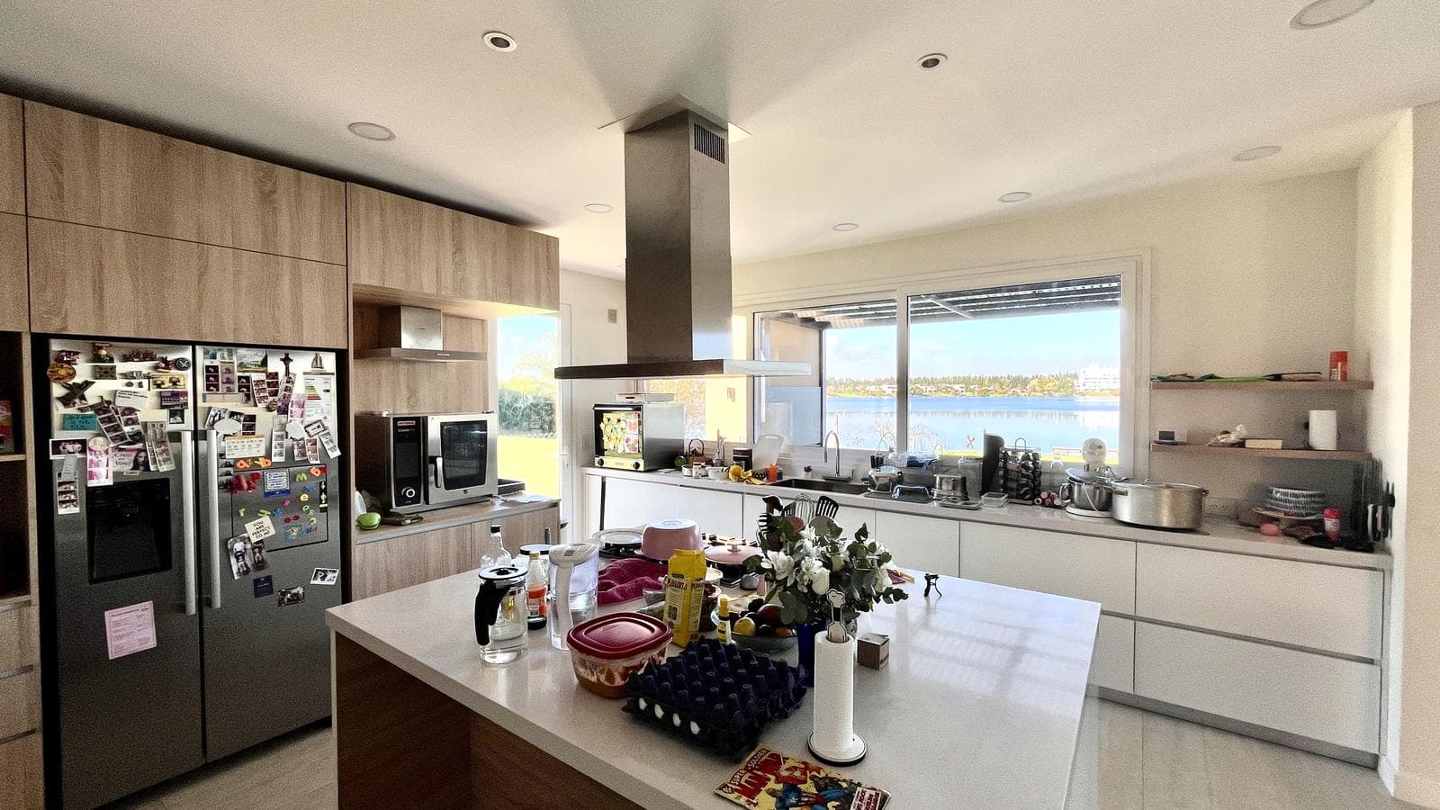 House for Sale with a Panoramic View of the Lagoon - Santa Clara, Villanueva