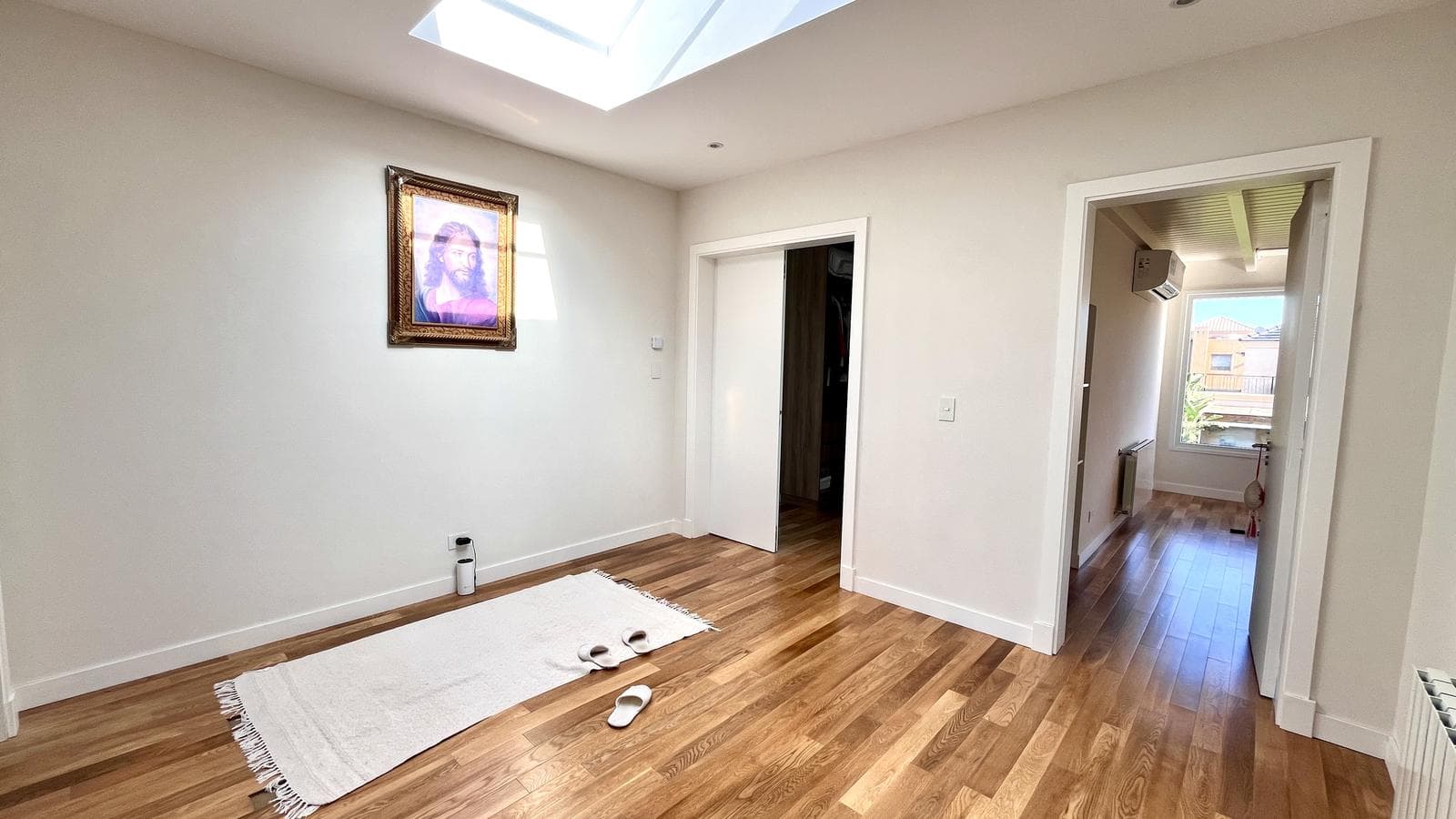 House for Sale with a Panoramic View of the Lagoon - Santa Clara, Villanueva