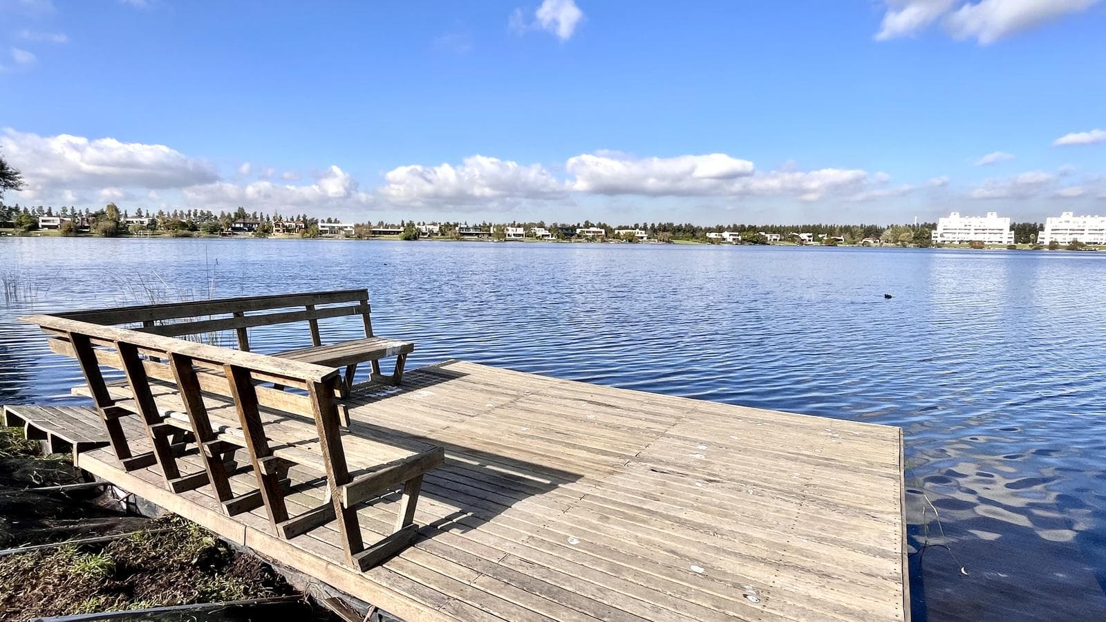 House for Sale with a Panoramic View of the Lagoon - Santa Clara, Villanueva